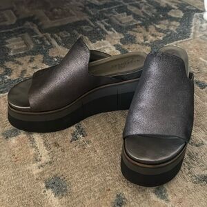 Naked Feet Platforms